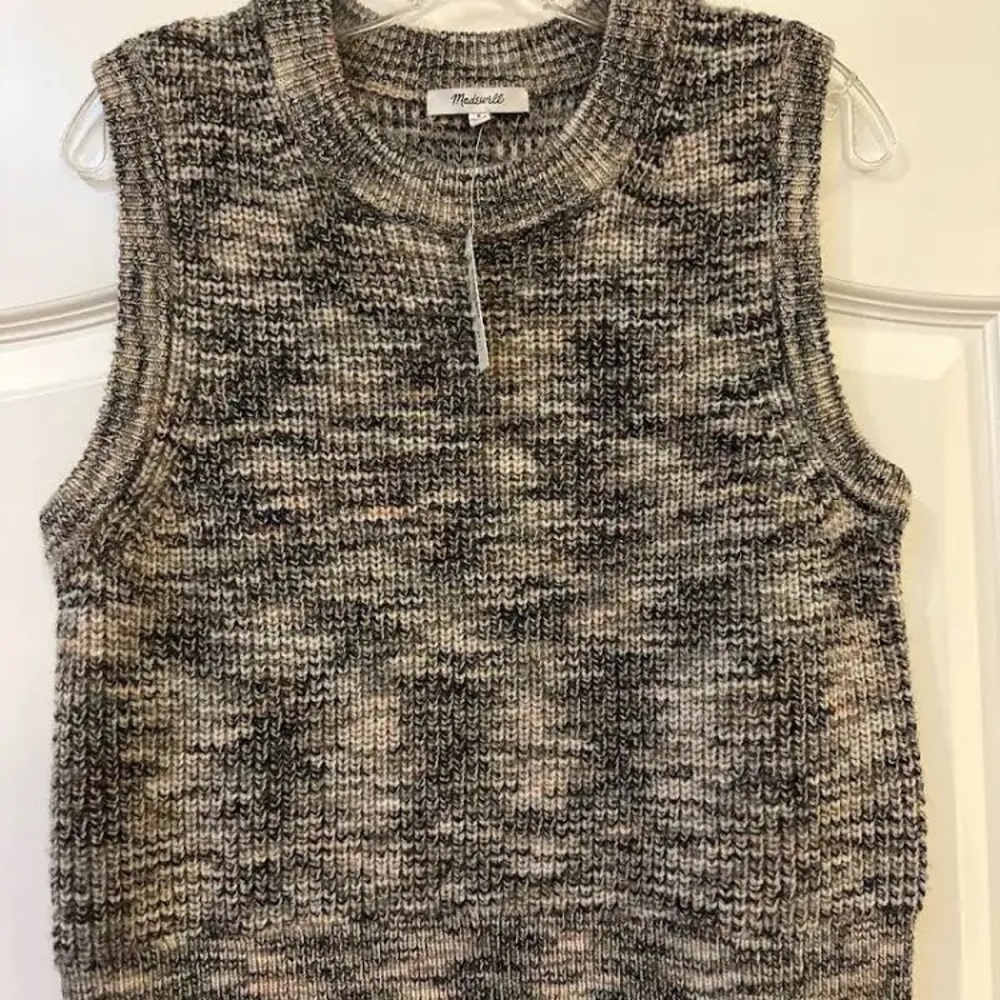 Neutral Toned Sleeveless Knit Top